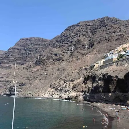 Playa Vista Gigantes * Puerto de Santiago (Tenerife)